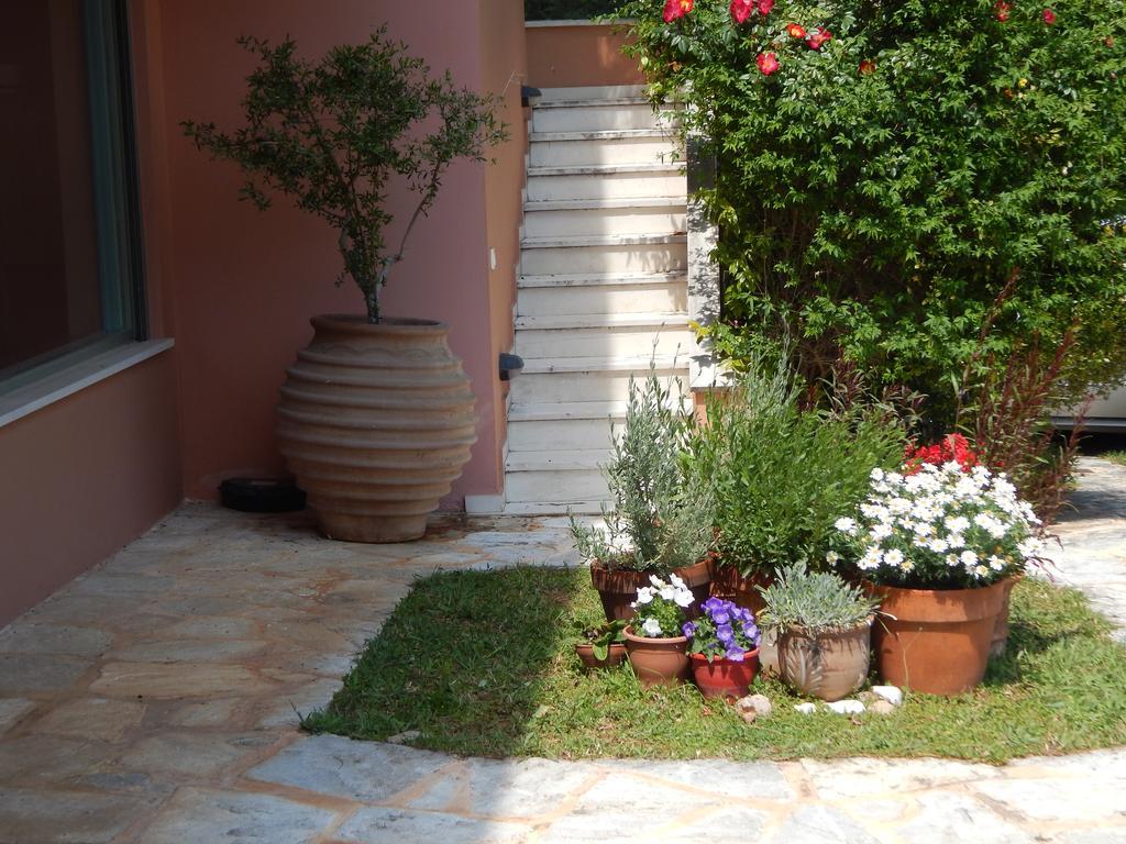 Slow Living Beautiful Villa Rafína Exteriör bild